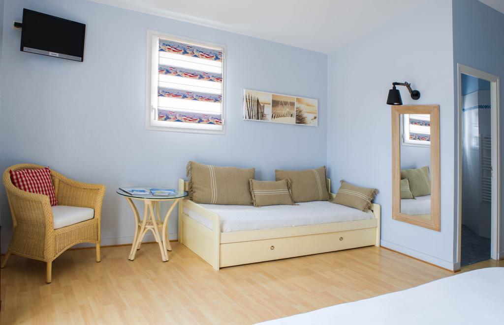 Hotel Jerodel Le Bois-Plage-en-Ré Esterno foto