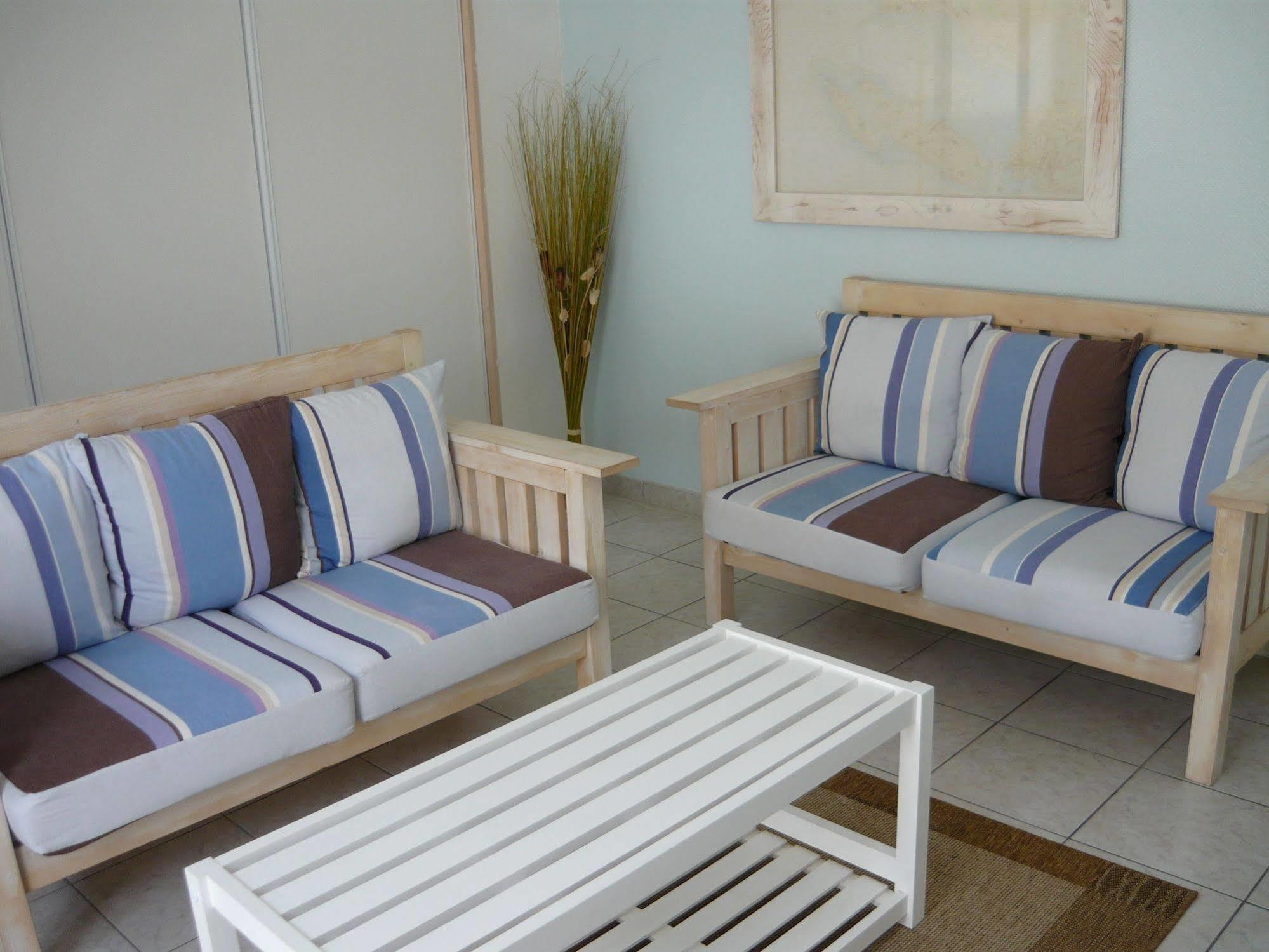 Hotel Jerodel Le Bois-Plage-en-Ré Esterno foto