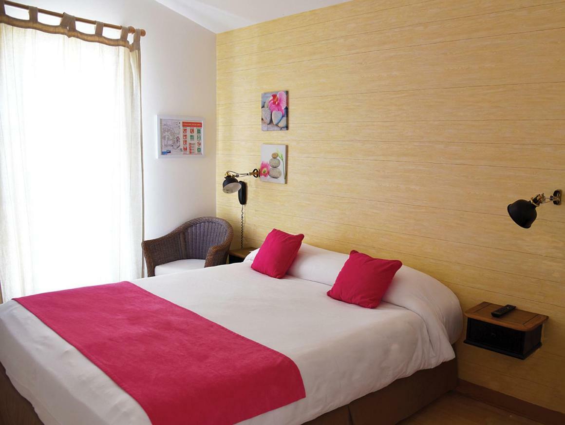 Hotel Jerodel Le Bois-Plage-en-Ré Esterno foto